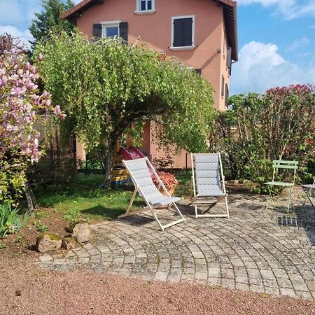 Gite Charmant Avec Jardin Privatif, Proche Sites Historiques Et Activites De Plein Air - Fr-1-496-183 Cuinzier Exterior photo